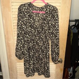 137 Black Floral Mini Dress with Long Sleeves- Best Fit For M/L